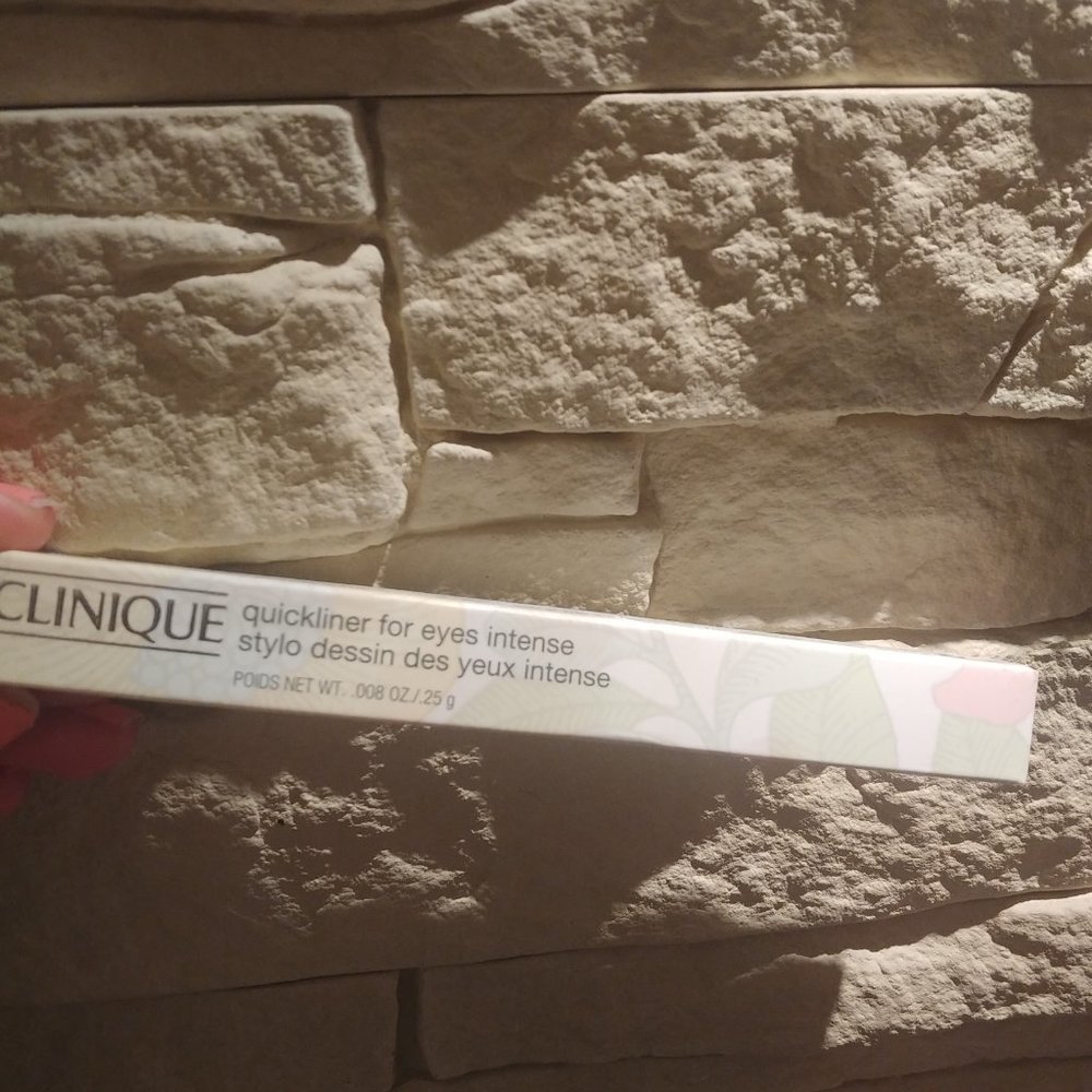 NEW Clinique quickliner for eyes intense